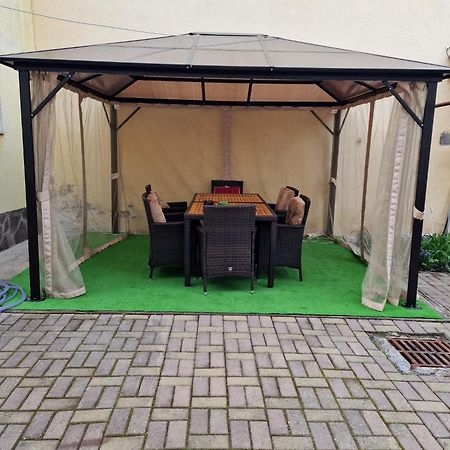 Apartament Teilor Rîşnov Exterior foto